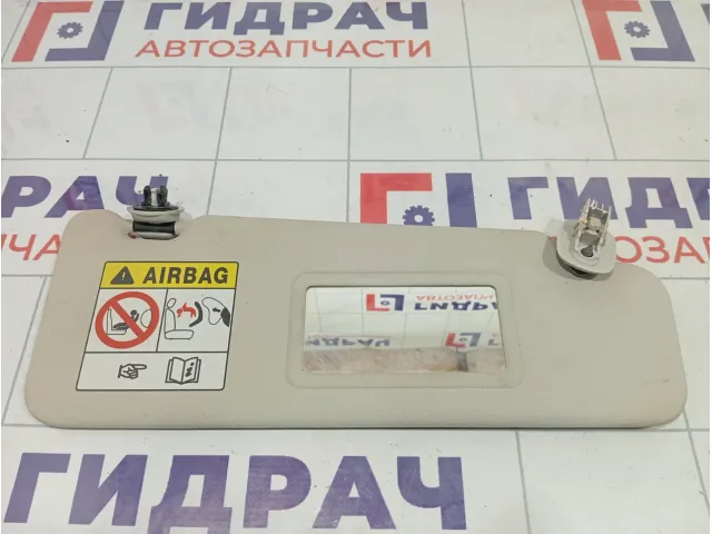 Козырек солнцезащитный правый Renault Duster