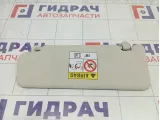 Козырек солнцезащитный правый Renault Duster
