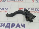 Педаль газа Renault Duster 180108467R