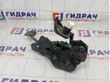 Педаль тормоза Renault Duster 465014548R