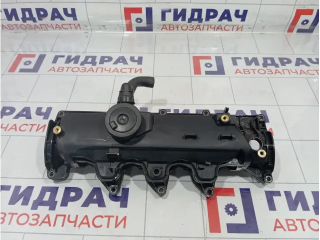 Крышка клапанная Renault Duster 8200629199