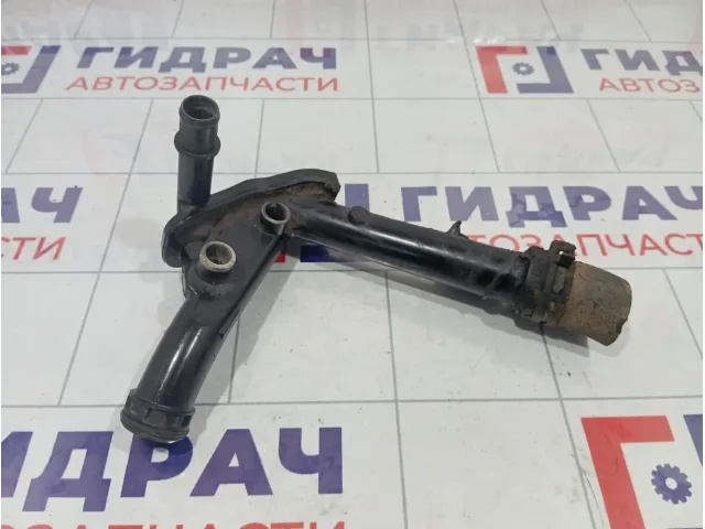 Трубка системы охлаждения Renault Duster 210473766R
