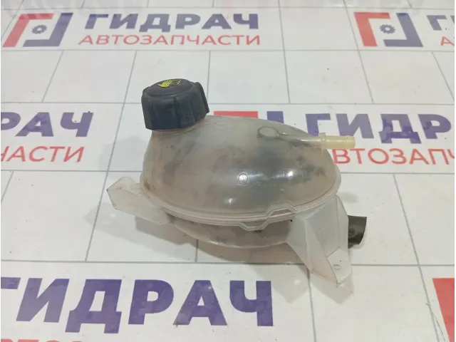 Бачок расширительный Renault Duster 217100680R