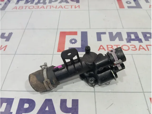 Корпус термостата Renault Duster 110605536R