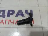 Датчик положения коленвала Renault Duster 8200885209