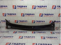 Решетка под лобовое стекло (Жабо) Renault Duster 668115673R