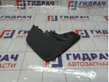 Брызговик передний правый Renault Duster 638400589R