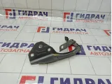 Петля капота правая Renault Duster 654006928R