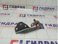Петля капота правая Renault Duster 654006928R