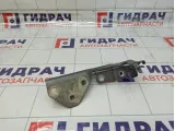 Петля капота правая Renault Duster 654006928R