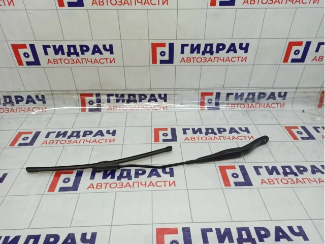 Поводок стеклоочистителя (Поводок дворника) передний правый Renault Duster