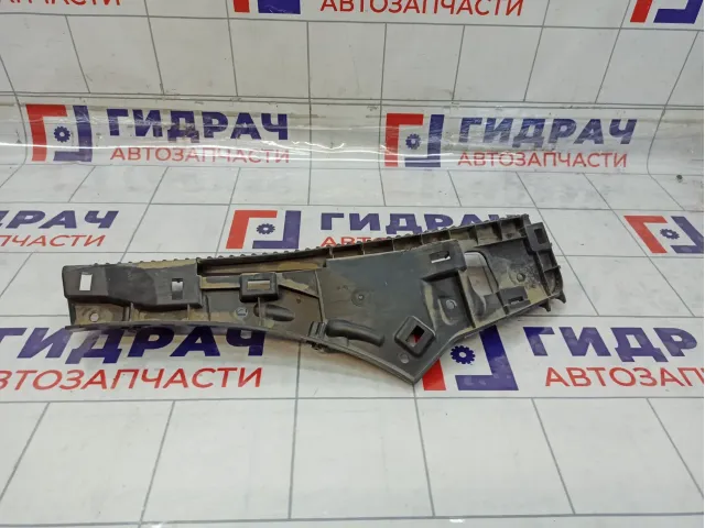Кронштейн крепления крыла переднего правого Renault Duster 638A85516R
