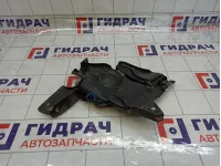 Пыльник двигателя левый Renault Duster 638314816R