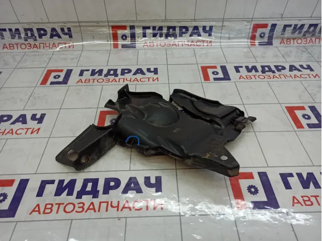 Пыльник двигателя левый Renault Duster 638314816R