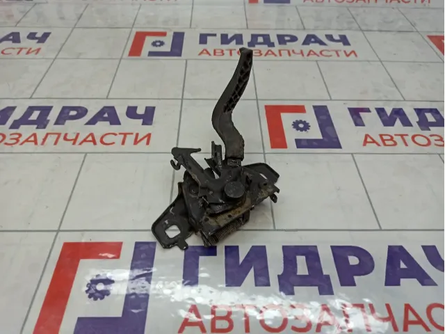 Замок капота Renault Duster 656014211R
