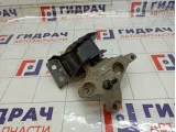 Опора двигателя правая Renault Duster 112107399R
