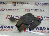 Пыльник двигателя правый Renault Duster 638301791R
