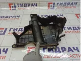 Накладка двигателя Renault Duster 175B17170R