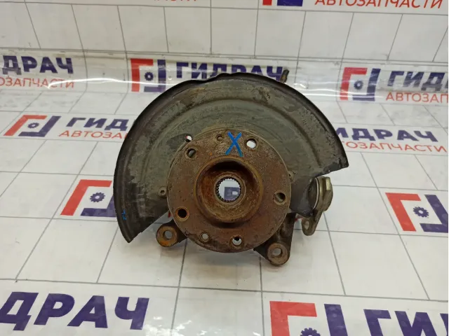 Кулак поворотный передний левый Renault Duster 8200881824