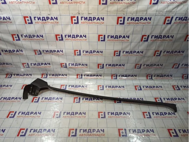 Накладка порога наружная правая Renault Duster 769513533R