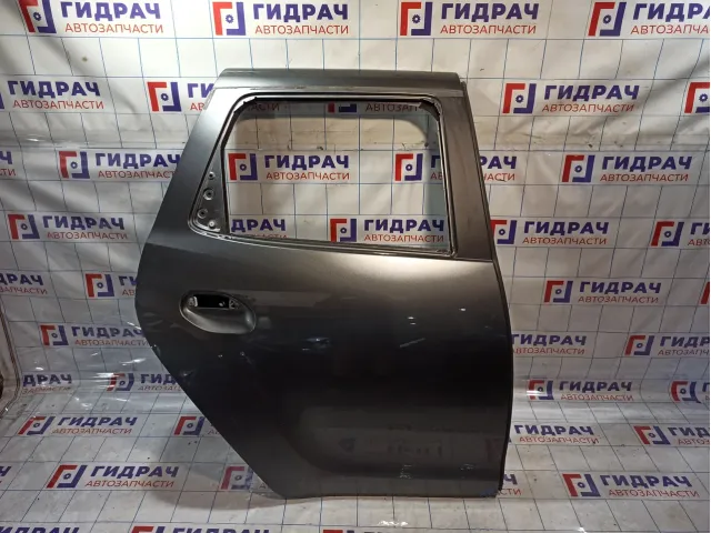 Дверь задняя правая Renault Duster