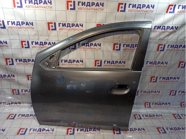 Дверь передняя левая Renault Duster