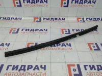 Уплотнитель стекла заднего правого Renault Fluence 823300027R