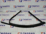 Уплотнитель стекла переднего левого Renault Fluence 803310030R