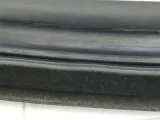 Уплотнитель стекла переднего правого Renault Fluence 803300028R