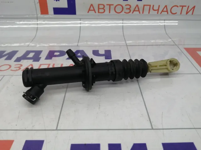 Цилиндр сцепления главный Renault Fluence 306107195R