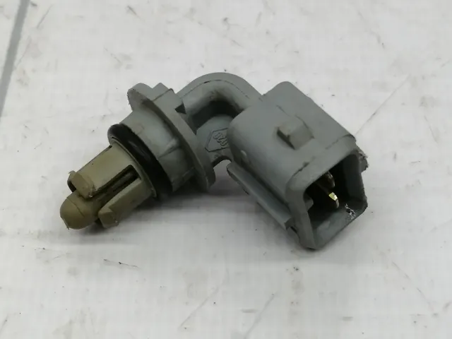 Датчик температуры впускного коллектора Renault Fluence 7700101451