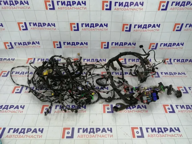 Проводка (коса) салонная Renault Fluence 240183608R