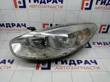 Фара левая Renault Fluence 260608656R