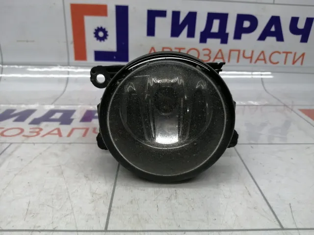 Фара противотуманная правая Renault Fluence 8200074008