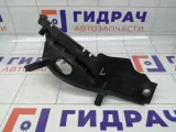 Накладка петли капота левая Renault Fluence 668630020R