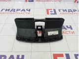 Дефлектор воздушный центральный Renault Fluence 682600047R