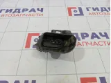 Дефлектор воздушный левый Renault Fluence 687610710R