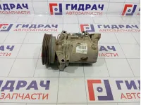 Компрессор кондиционера Renault Fluence 8201025121