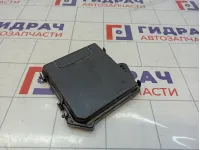 Крышка блока предохранителей Renault Fluence 284C40002R