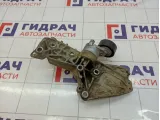 Кронштейн генератора Renault Fluence 8200669494
