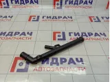 Трубка системы охлаждения Renault Fluence 8200134513