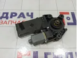 Моторчик стеклоподъемника переднего левого Renault Fluence 807310699R