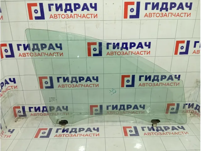 Стекло двери передней правой Renault Fluence 803000014R