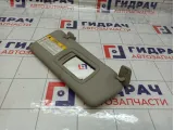 Козырек солнцезащитный правый Renault Fluence 964003752R