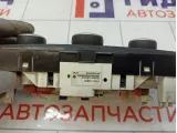 Блок управления отопителем (печкой) Renault Fluence 275105840R