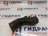 Патрубок воздушного фильтра Renault Fluence 8201011647