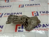 Кронштейн генератора Renault Fluence 8200669495