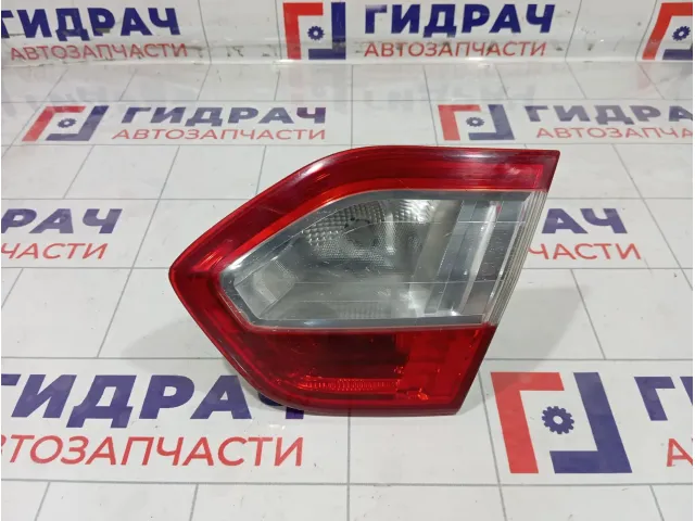 Фонарь задний внутренний правый Renault Fluence 265500038R
