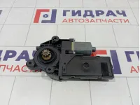 Моторчик стеклоподъемника переднего левого Renault Fluence 807310699R