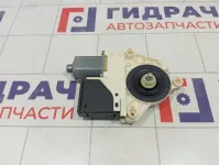 Моторчик стеклоподъемника заднего левого Renault Fluence 827310185R